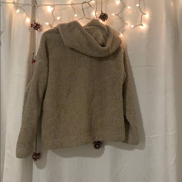 H&M ready sweater - Picture 2 of 2